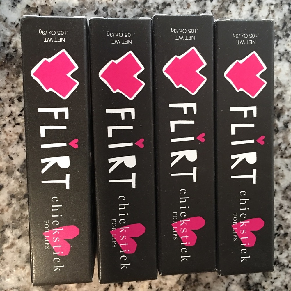 FLIRT Lipsticks